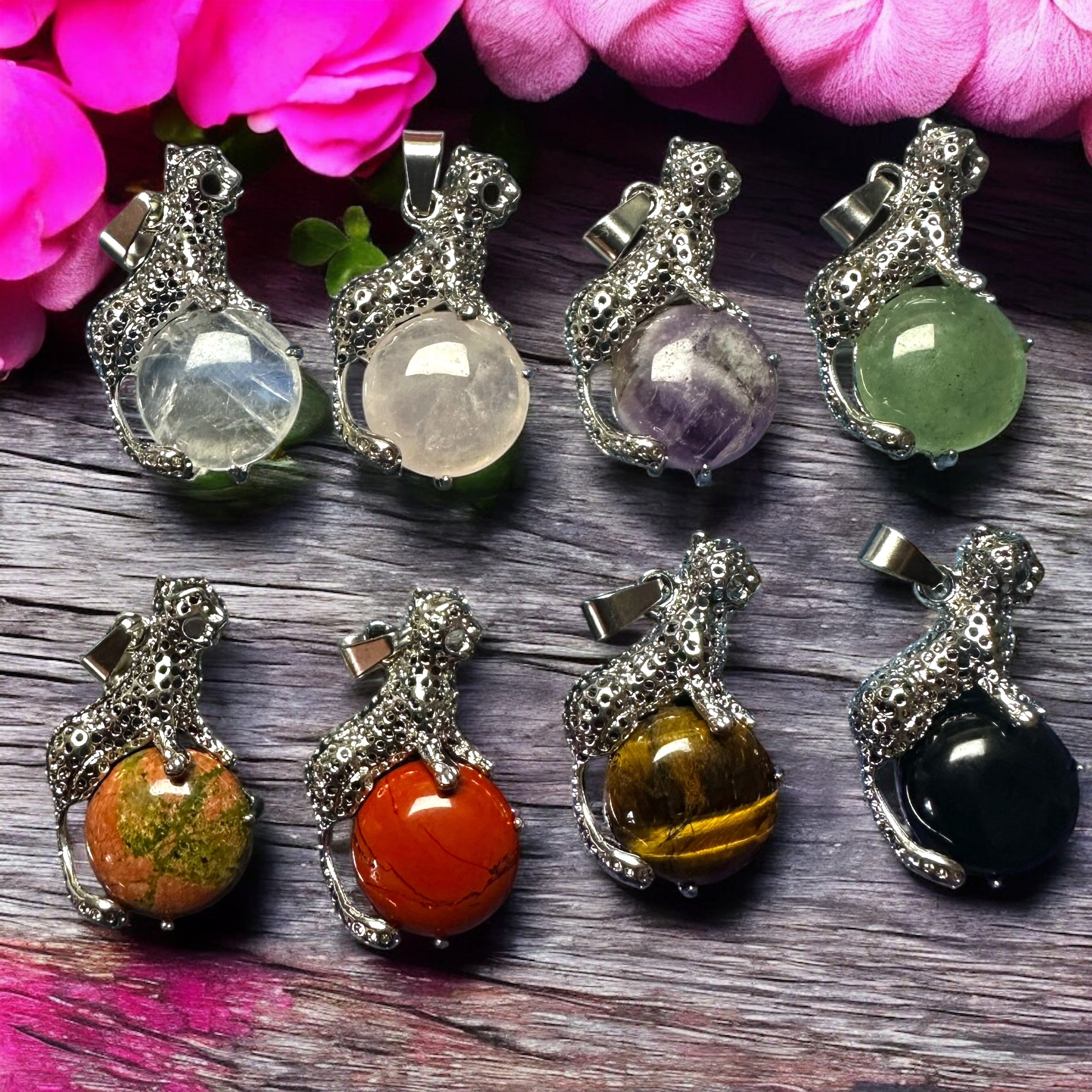 🐆 Pendentif Léopard en pierres naturelles – Bijou spirituel