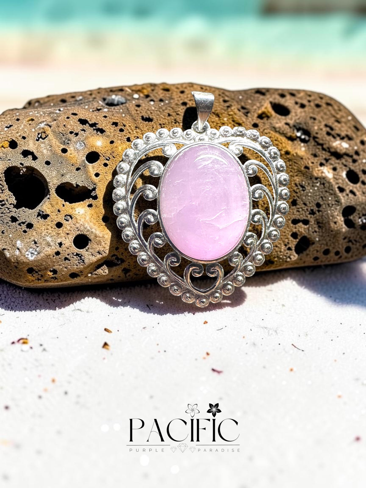 Pendentif Love en Kunzite, apaisement, Amour et Douceur