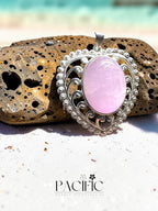 Pendentif Love en Kunzite, apaisement, Amour et Douceur
