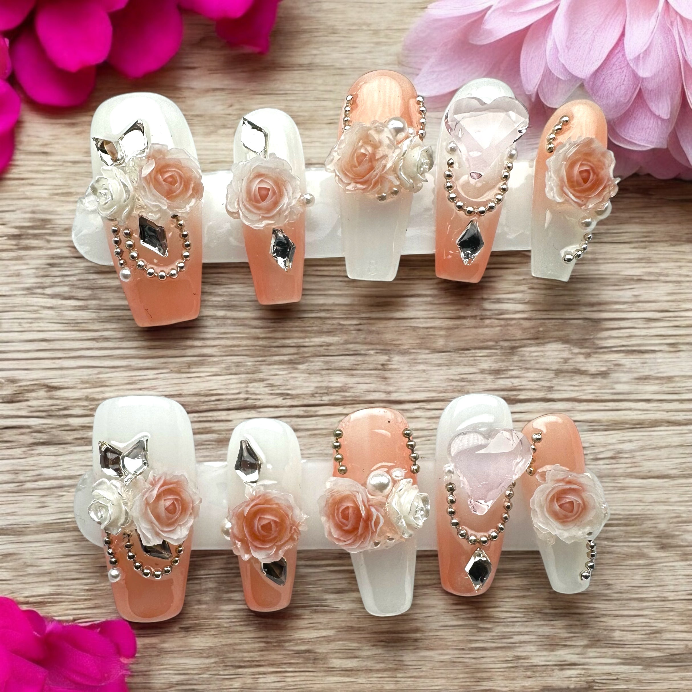 PRESS ON NAILS- TAILLE XS - LOT 4