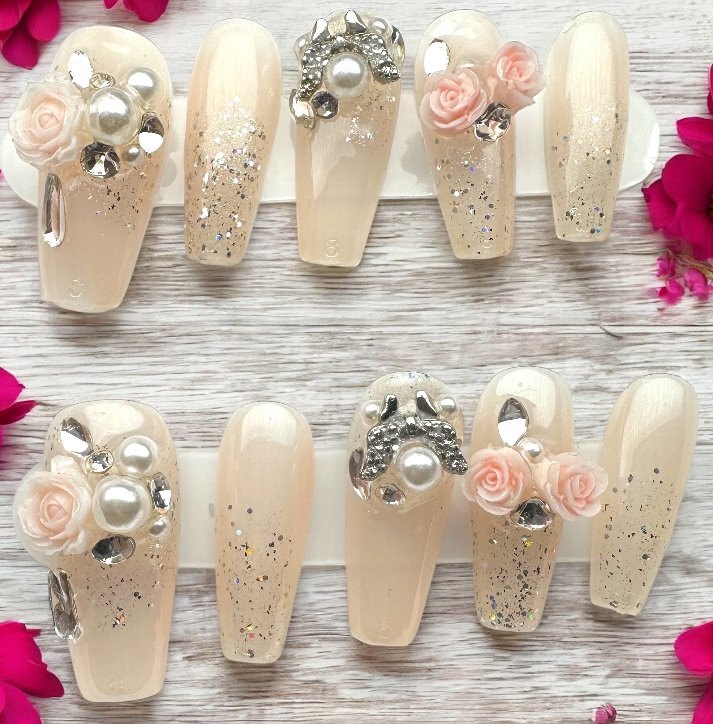 PRESS ON NAILS - TAILLE XS - LOT 9