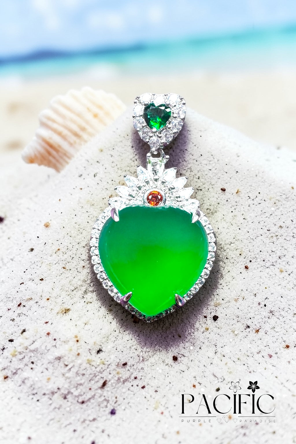 Pendentif cœur en calcédoine verte, pierre apaisante et élégante